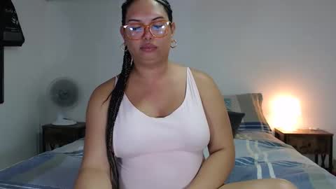 FLOR SALVAJE online show from November 18, 8:57 pm