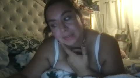 Snapshot of latinalinda02 chatting on October 14, 3:07 am latinalinda02 online show from October 14, 3:07 am