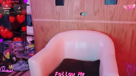 Your Latina Lover online show from May 19, 5:19 pm