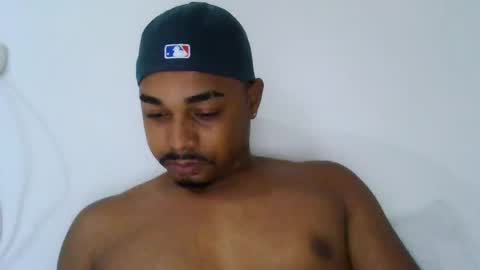 Snapshot of latinbbc_00 chatting on February 22, 11:46 am latinbbc_00 online show from February 22, 11:46 am