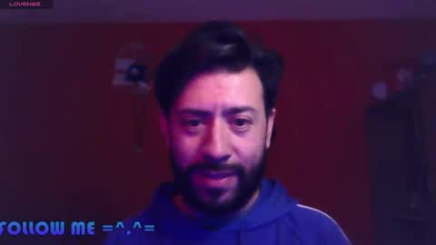 Aaron  I N D E P E N D E N T - M O D E L online show from March 6, 4:08 am