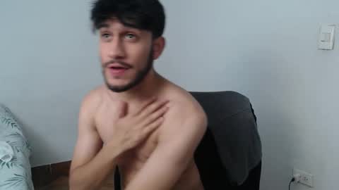 Snapshot of latinbunny7779 chatting on December 14, 11:56 pm camilo online show from December 14, 11:56 pm