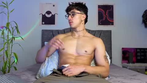 Logan online show from November 4, 12:43 am