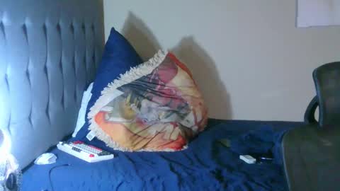 latinincognito online show from January 7, 6:32 pm