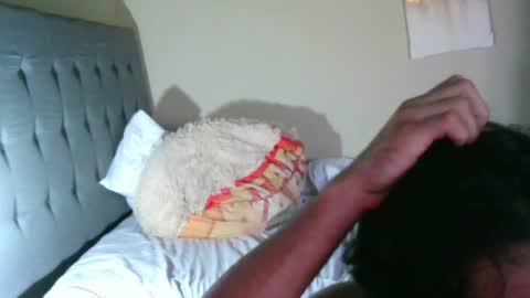 latinincognito online show from April 9, 6:57 pm