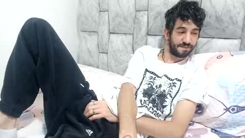 latinlustandfrenchkiss online show from December 17, 3:07 pm