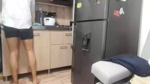 latinmartin254 online show from November 5, 12:54 am