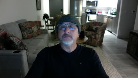 QS - INDEPENDENT MODEL online show from February 9, 1:44 am
