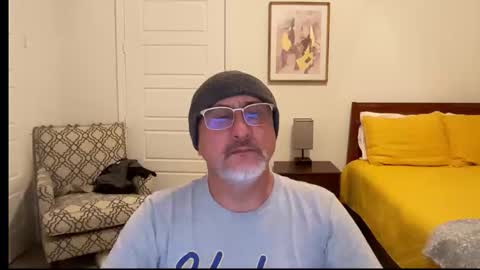 QS - INDEPENDENT MODEL online show from December 19, 3:46 am