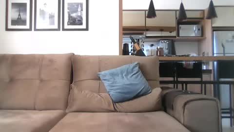 Snapshot of latino_rodri chatting on July 2, 3:29 pm latino_rodri online show from July 2, 3:29 pm