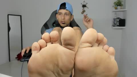 latinoalpha73 online show from February 12, 2:01 pm