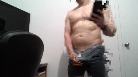 Snapshot of latinohot121 chatting on April 6, 7:31 am latinohot121 online show from April 6, 7:31 am