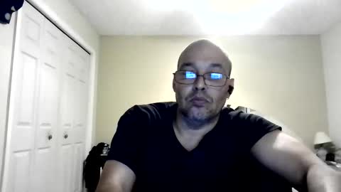 Snapshot of latinoinfla chatting on May 31, 1:03 am latinoinfla online show from May 31, 1:03 am
