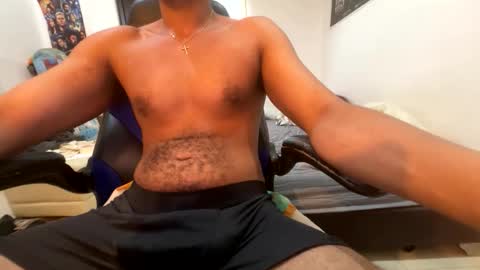 latinpecs69 online show from May 10, 10:15 pm