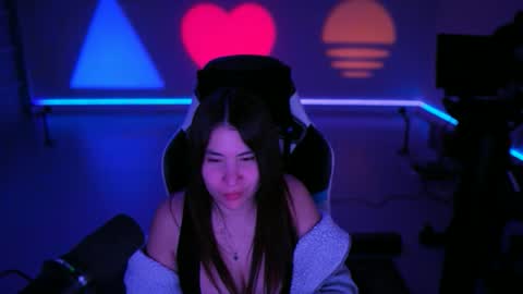 latintx online show from February 23, 6:33 am