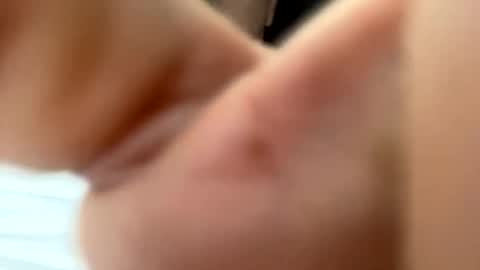 Snapshot of latn_73 chatting on December 5, 10:45 pm Mexakin online show from December 5, 10:45 pm