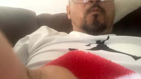 Snapshot of latn_73 chatting on December 28, 10:55 pm Mexakin online show from December 28, 10:55 pm