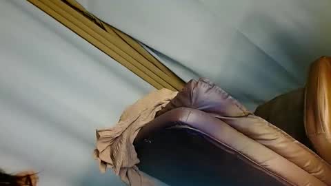 latrina_ online show from April 26, 6:05 pm