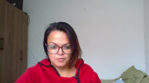 Laura online show from June 12, 2:38 pm