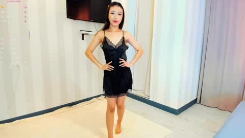 Snapshot of laumalove chatting on February 20, 5:04 am Lauma online show from February 20, 5:04 am