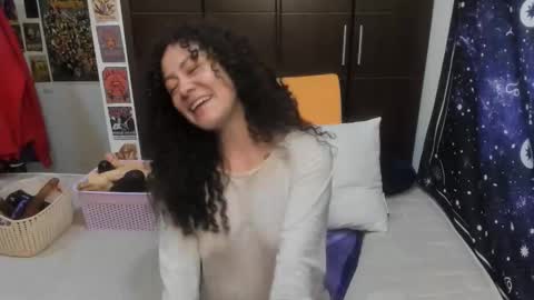  Wen  online show from April 15, 5:09 pm