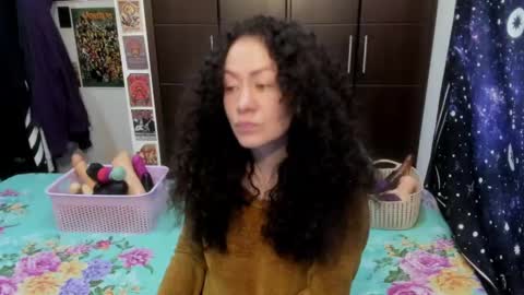 Snapshot of laura_anal_ chatting on April 28, 2:55 pm Wen online show from April 28, 2:55 pm