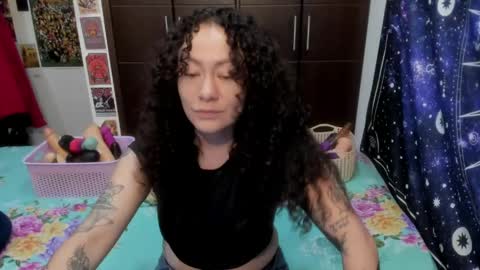 Snapshot of laura_anal_ chatting on April 29, 5:06 pm Wen online show from April 29, 5:06 pm