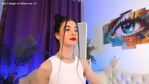 Snapshot of laura_coy chatting on June 11, 2:53 am Laura online show from June 11, 2:53 am