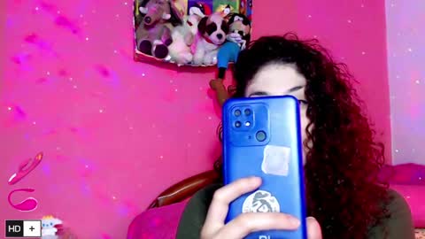 weedcam Curly Laura OF    online show from April 7, 12:38 pm