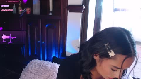 Snapshot of laura_golden1 chatting on December 12, 7:26 pm lLAURA online show from December 12, 7:26 pm