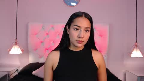Snapshot of laura_golden1 chatting on October 22, 12:05 pm lLAURA online show from October 22, 12:05 pm