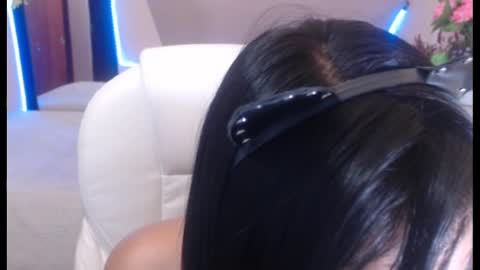 Laura Pink    online show from December 15, 10:04 pm