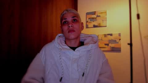 Laura Rose online show from March 9, 7:01 am