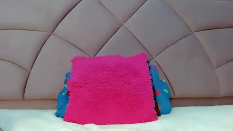 Laura online show from January 29, 11:09 am