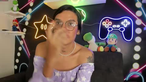 lauraagomezz__ online show from March 5, 1:52 am
