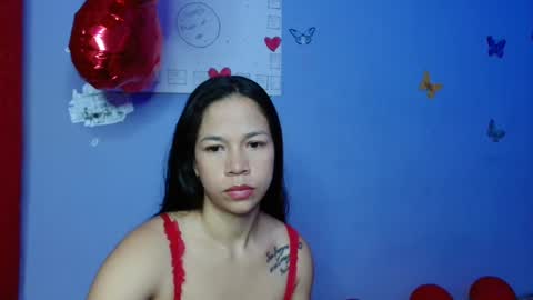 lauracb          online show from February 17, 10:07 am