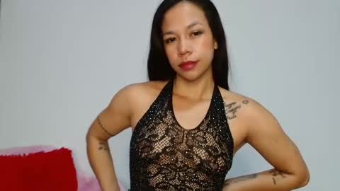 lauracb          online show from October 2, 5:03 am