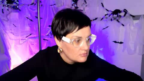 Snapshot of lauradavidsons chatting on October 16, 6:31 pm lauradavidsons online show from October 16, 6:31 pm