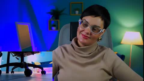 Snapshot of lauradavidsons chatting on November 30, 4:11 pm lauradavidsons online show from November 30, 4:11 pm