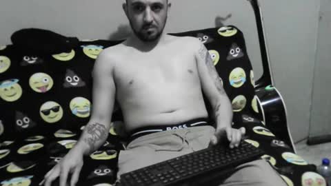 lauradecuada2 online show from March 21, 8:19 am