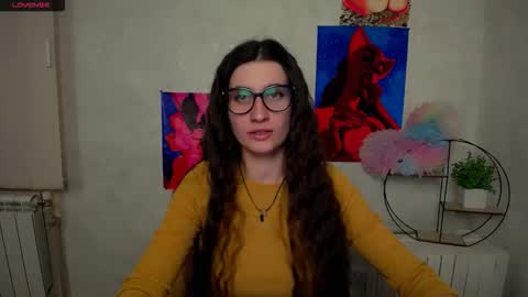 Laura online show from November 11, 12:05 pm