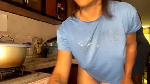 Snapshot of laurag_27 chatting on June 4, 2:34 pm laura online show from June 4, 2:34 pm