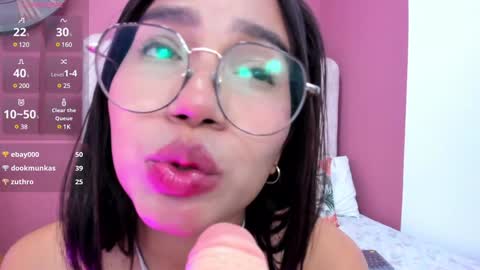 Laura Glowing online show from December 16, 5:43 pm