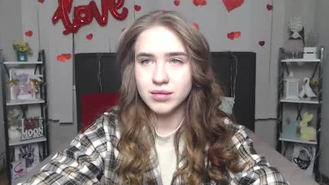 LauraHlot online show from February 23, 6:11 am