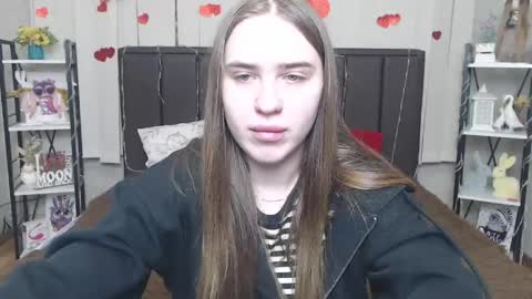 LauraHlot online show from May 31, 5:53 pm