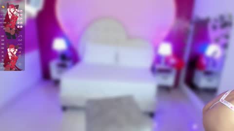 Laura MartinGMT-5 2200-0600 online show from February 28, 12:54 am