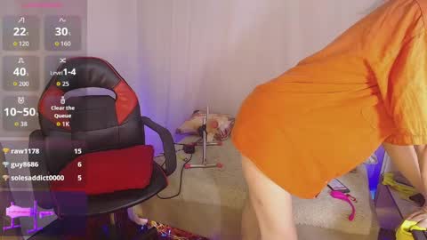 Laura Sofia online show from April 15, 3:41 pm