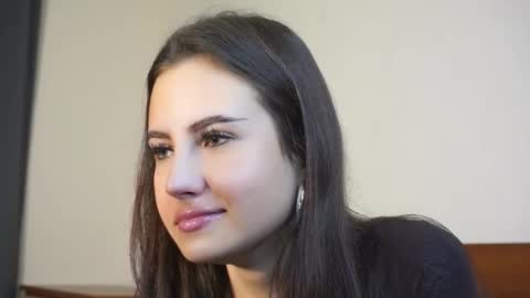 Monica online show from November 22, 11:42 am