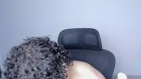 Laureent online show from November 10, 3:38 am