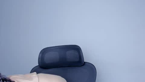 Laureent online show from November 14, 9:19 am